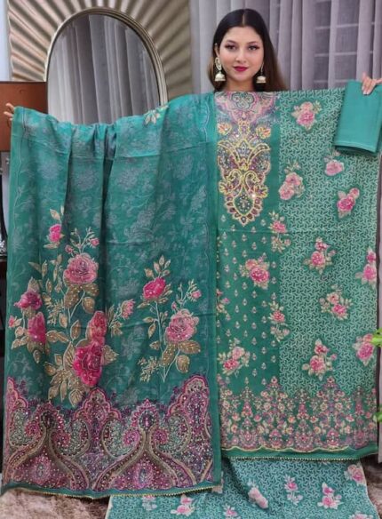 লাহোরি মিরর বুটিক্স